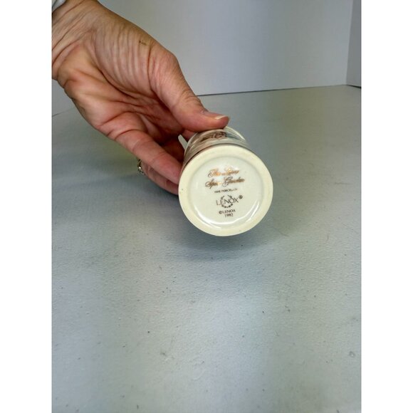 1992 THE LENOX SPICE GARDEN Fine Porcelain CHILI Jar & Lid REPLACEMENT - Picture 8 of 9